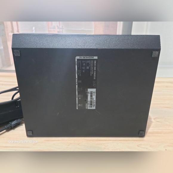 Microsoft Xbox One System 500GB Black Console Model 1540 - Picture 8 of 10